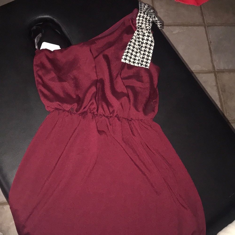 Alabama one shoulder dress